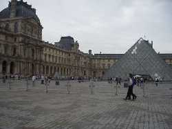 Museo del Louvre - Ingresso Ala Sx - Clicca x Ingrandirla