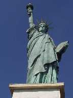 Statua della Libert� - Modello in Piccolo di quella di New York (vista Frontale) - Clicca x Ingrandirla